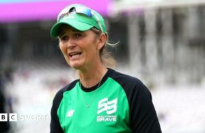 Charlotte Edwards designada como entrenadora en jefe de Inglaterra