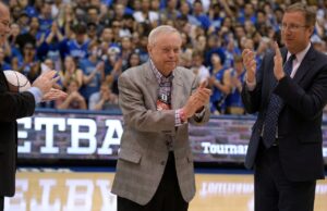 Locitador de deportes de ESPN desde hace mucho tiempo muerto a los 80