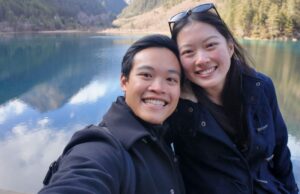 La pareja renunció a carreras bien remuneradas en tecnología para viajar por el mundo