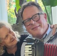 Pregúntele al Dr. Scott: Musicoterapia: ¿Pueden los acordeadores apretar?