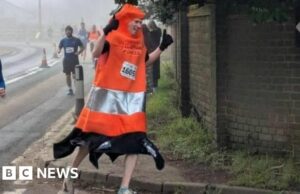 El hombre del cono de tráfico tiene como objetivo para el récord mundial del maratón de Londres