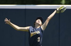 Qué tener en cuenta en WPIAL Sports el 11 de abril de 2025: poderes de softbol de la escuela pequeña para cuadros