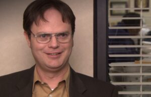 Rainn Wilson reveló sus letras para la canción principal de la oficina, y Dwight estaría muy orgulloso de esto