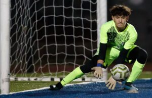 Programa deportivo de la escuela secundaria de Arlington para el 18-24 de abril