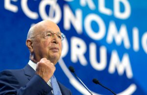 El denunciante acusa al fundador del Foro Económico Mundial Schwab de mala conducta