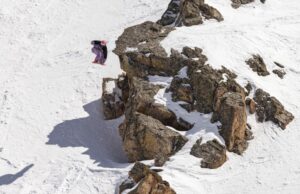 El esquiador Edwards de 22 años califica para Freeride World Tour