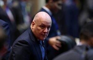 El primer ministro de Nueva Zelanda se prepara para hablar con los líderes mundiales en reforzar el libre comercio