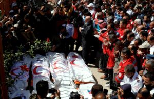 Cambios militares israelíes relato inicial de los asesinatos de trabajadores de ayuda de Gaza