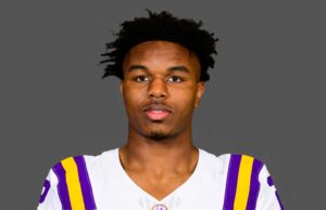 ¿Cómo murió Kyren Lacy? Actualizaciones sobre la muerte del jugador de LSU – Hollywood Life