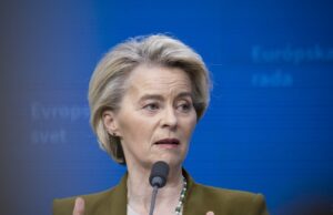 La UE dice los aranceles de Trump 'el principal golpe para la economía mundial', pero permanece abierto a las conversaciones a pesar de la escalada de Estados Unidos.