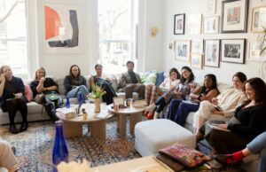 ¿Es un club de diario una forma brillante de hacer amigos?