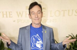 Jason Isaacs encontró la crítica de Duke 'Lotus' Lotus “débilmente divertida”