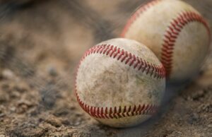 Roundup deportivo de la escuela secundaria del área de Flint para el 14 de abril