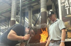 Los herreros del campeonato mundial compiten en Amarillo por primera vez