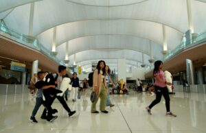 Dia ocupó el sexto aeropuerto más bajo del mundo