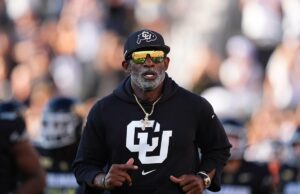 Deion Sanders desafió a los escépticos y regresa a Colorado con un acuerdo de $ 10 millones por año. ¿Qué sigue?