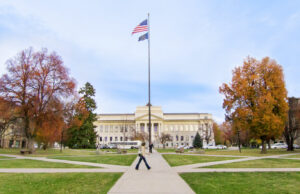 Honors College Praxis Labs aborda los desafíos del mundo real-@Theu