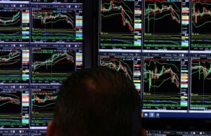 La guerra comercial de Trump se ondula a través del mundo de los negocios, vuelve a llegar a las acciones