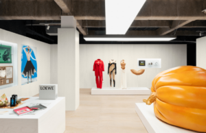 CMO de Loewe sobre la estrategia de exhibición de la marca, ya que abre el mundo elaborado en Tokio