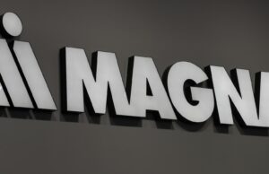 Cómo uno de los mayores proveedores de automóviles del mundo se está preparando para las tarifas de Trump