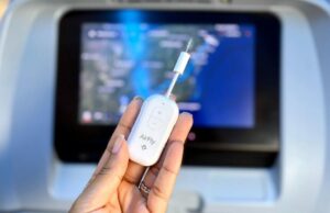 El dongle de audio inalámbrico viral para el entretenimiento en vuelo acaba de obtener una actualización importante, y es legítimo