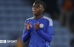 Jeremy Monga de Leicester se convierte en el segundo jugador de la Premier League en camisa en blanco