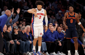 Cade Cunningham lleva a Pistons a la primera victoria en los playoffs en 17 años, evitando otro colapso del juego tardío contra Knicks