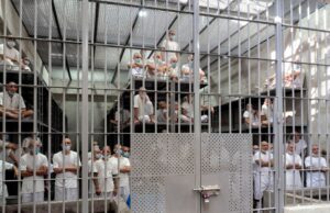 Abogado de Andry Hernández Romero, hombre venezolano gay detenido en El Salvador, tiene “graves preocupaciones” por su seguridad