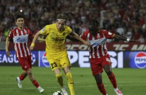 Ex caballero flop mirando el éxito en la Europa League