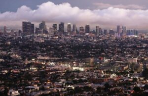 California adelanta a Japón para convertirse en la cuarta economía más grande del mundo