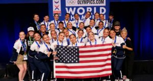 Gopher Dance Team gana Pom Gold en el Campeonato Mundial de la UCI de la UCI