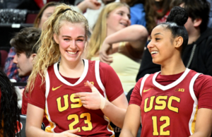 Portal de transferencia de baloncesto femenino: ¿Qué sigue para USC con Juju Watkins Lesionado y Avery Howell que parten?