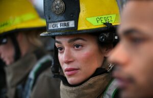 Stephanie Arcila de Fire Country estaba “en estado de shock” sobre el aterrador acosador de Gabriela, y explicó por qué pensaba que era una “gran llamada de atención”