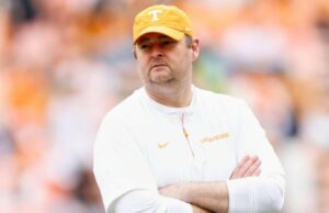 El entrenador de Tennessee, Josh Heupel, se dirige a la partida de QB Nico Iamaleava: 'Nadie es más grande que el programa'