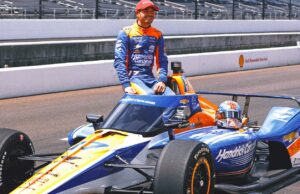 Kyle Larson llega a la pared durante las pruebas de Indy 500: “Feliz de que no se sintiera muy mal”