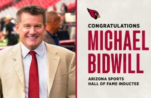 Los grandes de los Cardenales felicitan a Michael Bidwill por el Salón de la Fama del Deporte de Arizona