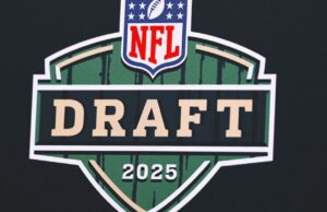 Browns tome QB, WRS sale de borde en el draft simulado de la NFL de Nick Wright.