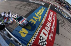 2025 Lista de entrada de NASCAR Darlington: todos los 37 conductores para la carrera de Goodyear 400