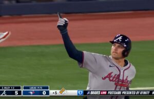 Austin Riley de Braves golpea su segundo jonrón contra Blue Jays