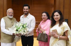 Randeep Hooda se encuentra con el primer ministro Narendra Modi después del éxito de Jaat