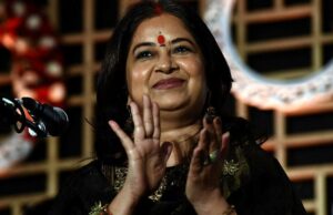 Molesto Rekha Bhardwaj detiene su show de Bhopal después de ser interrumpido
