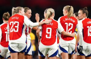 Beth Mead: Arsenal decidió mantener pantalones cortos blancos a pesar de la opción dada de cambiar el color durante las preocupaciones del período | Noticias de fútbol