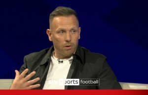 '¡Sin camisetas, ninguna insignia toca el piso!' | Bellamy's Coaching No Negotiables