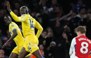 Arsenal 2 – 2 C Palacio