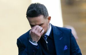 Barry Ferguson: Jefe de Rangers Interim 'Fuming' con una derrota en casa por 2-0 ante Hibernian mientras promete cambios | Noticias de fútbol