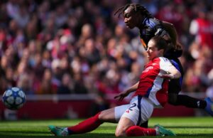Mujeres del Arsenal 1 – 2 Mujeres Lyon