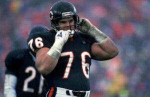 Legenda de los Bears, el miembro del Salón de la Fama Steve McMichael fallece a los 67 años después de una larga batalla con ALS