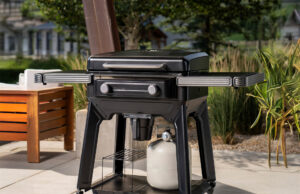 Traeger Flatrock 2-Zone Grill | Unir