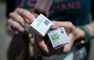 La atención médica podría ser más cara para las personas transgénero en 2026