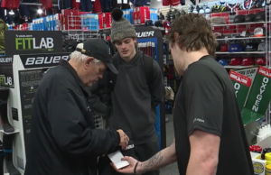 Equipo deportivo entre industrias que podrían ver el aumento de los precios debido a los aranceles